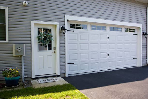 24/7 Emergency Garage Door Roller Replacement experts in Spencerville, MD